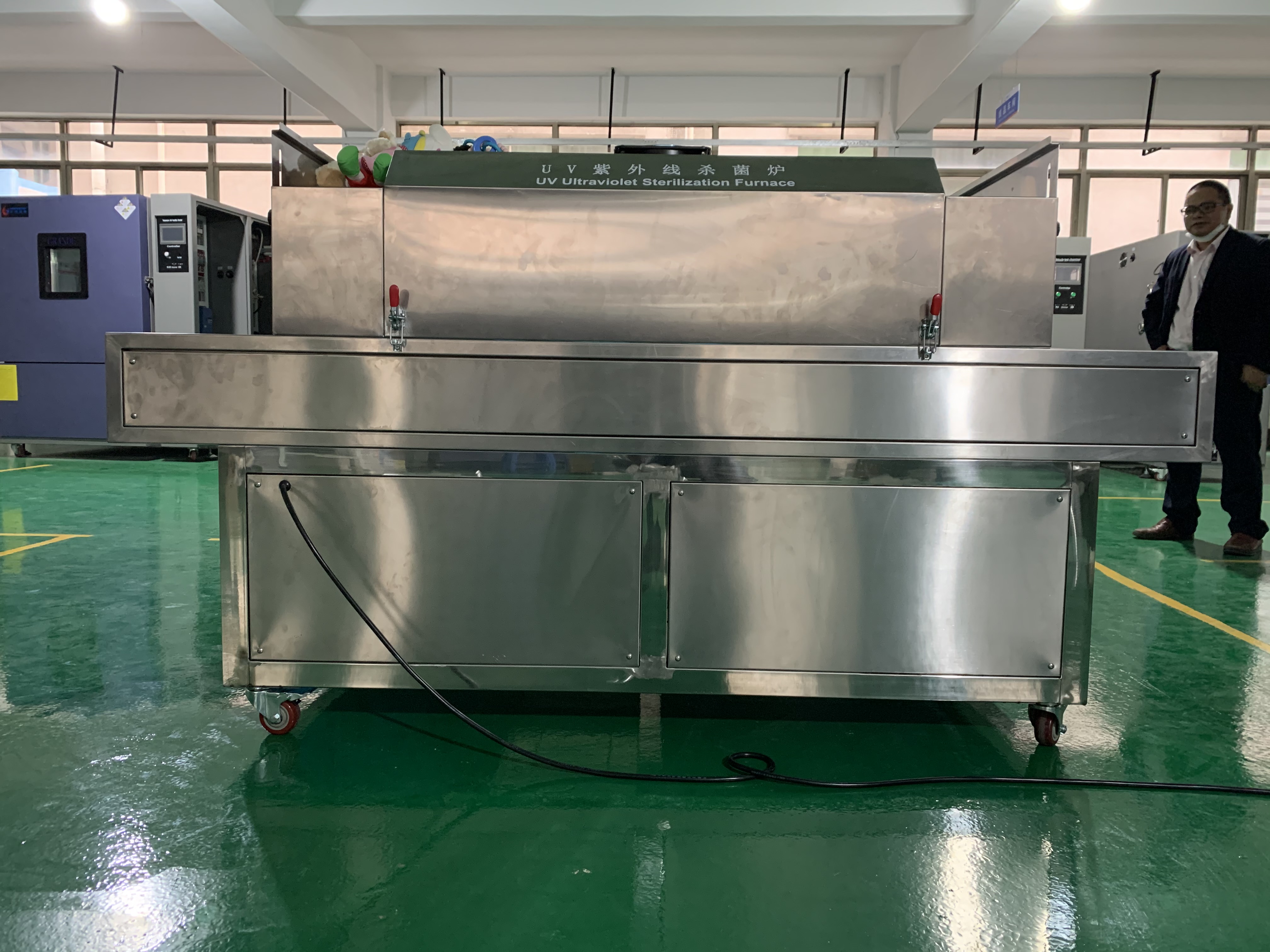 UV Sterilizer UV Sterilization Oven UV Sterilization Furnace UV Disinfecting Equipment